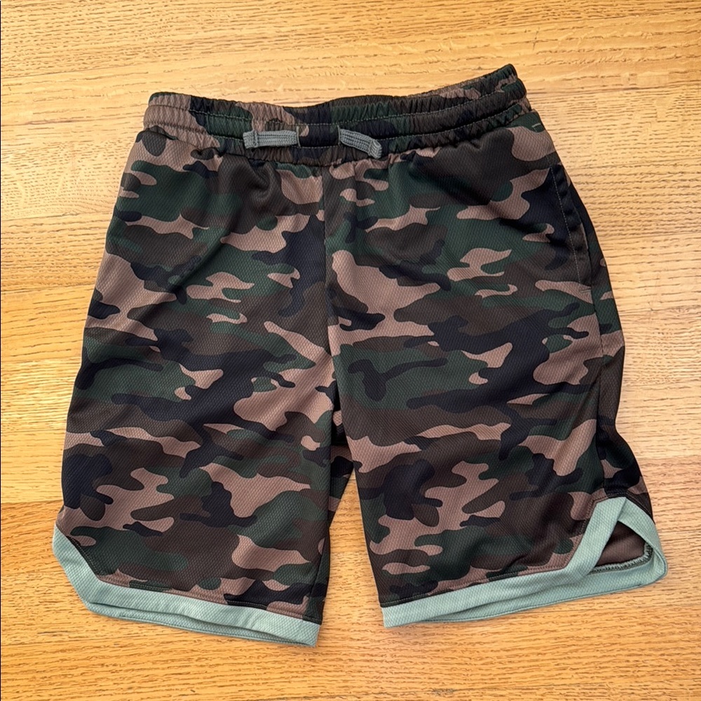 Gap Boys Camouflage Shorts L